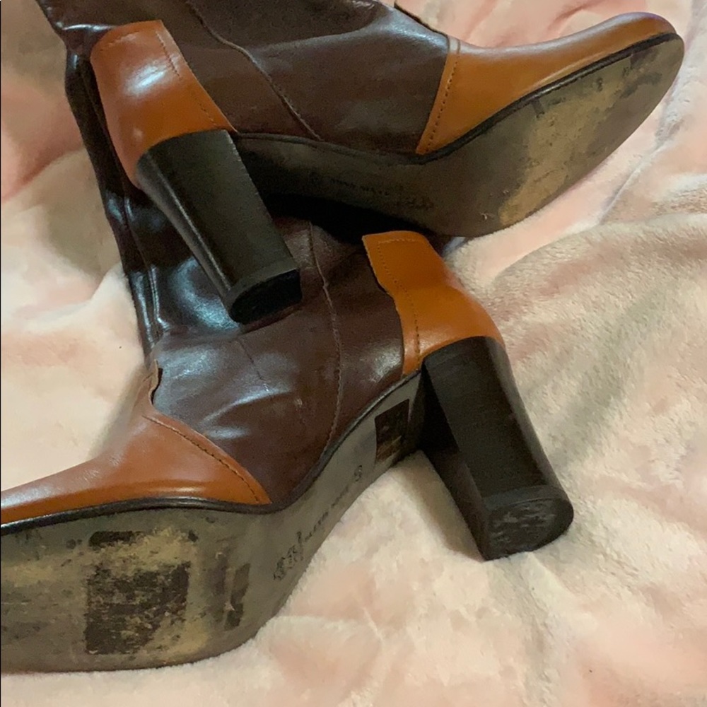 Boots - Picture 4 of 5